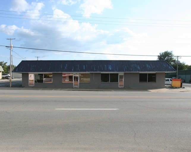 904 E 15th St, Joplin, MO à vendre - Photo principale - Image 1 de 1