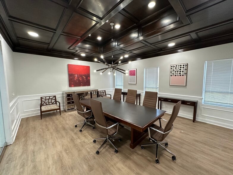 10505 Judicial Dr, Fairfax, VA for lease - Interior Photo - Image 2 of 27