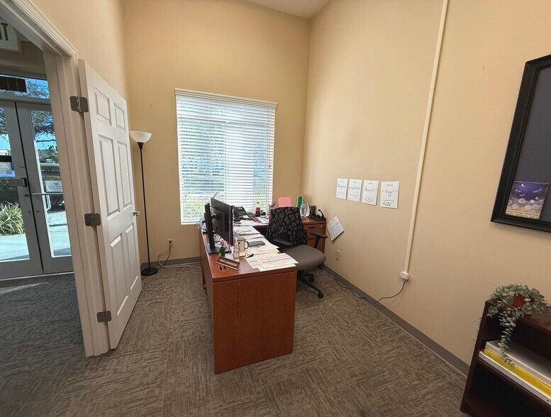 1515 Herbert St, Port Orange, FL à vendre - Photo intérieure - Image 3 de 7