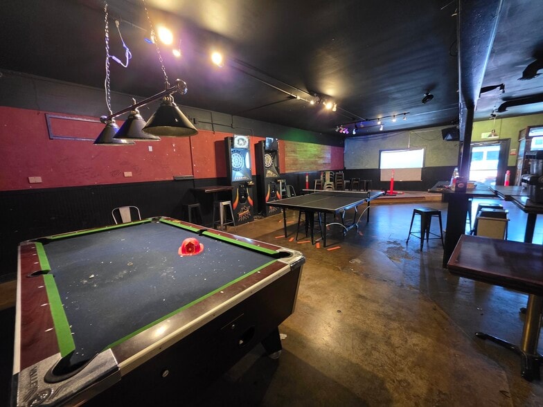 11848 98th Ave NE, Kirkland, WA for lease - Building Photo - Image 3 of 6