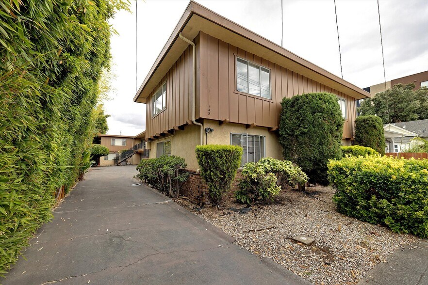 145 Chumalia St, San Leandro, CA à vendre - Photo du bâtiment - Image 2 de 17
