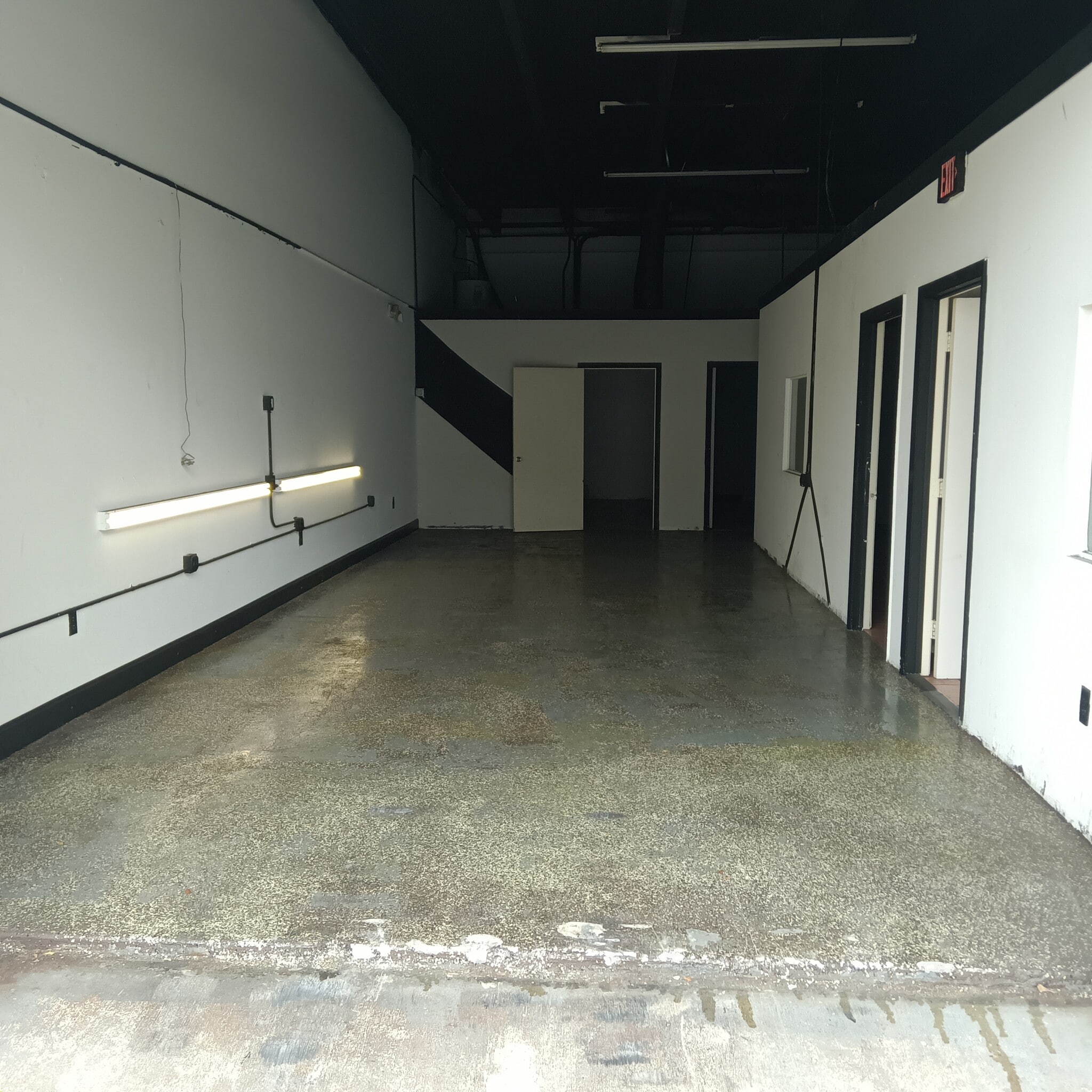 750 E Sample Rd, Pompano Beach, FL for lease Interior Photo- Image 1 of 5