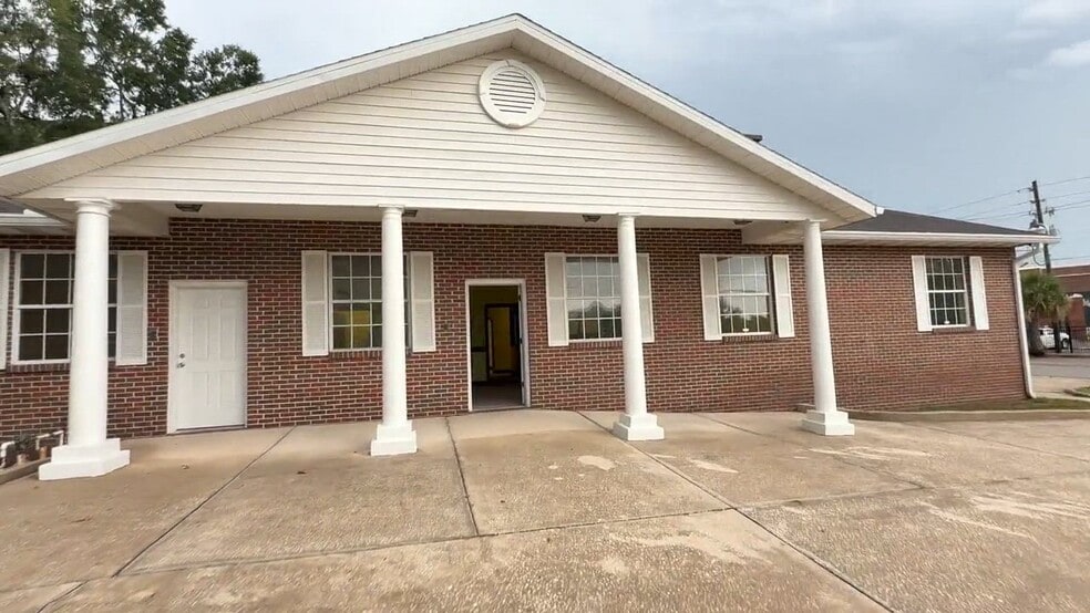 1103 N Laura St, Jacksonville, FL for lease - Commercial Listing Video - Image 2 of 35