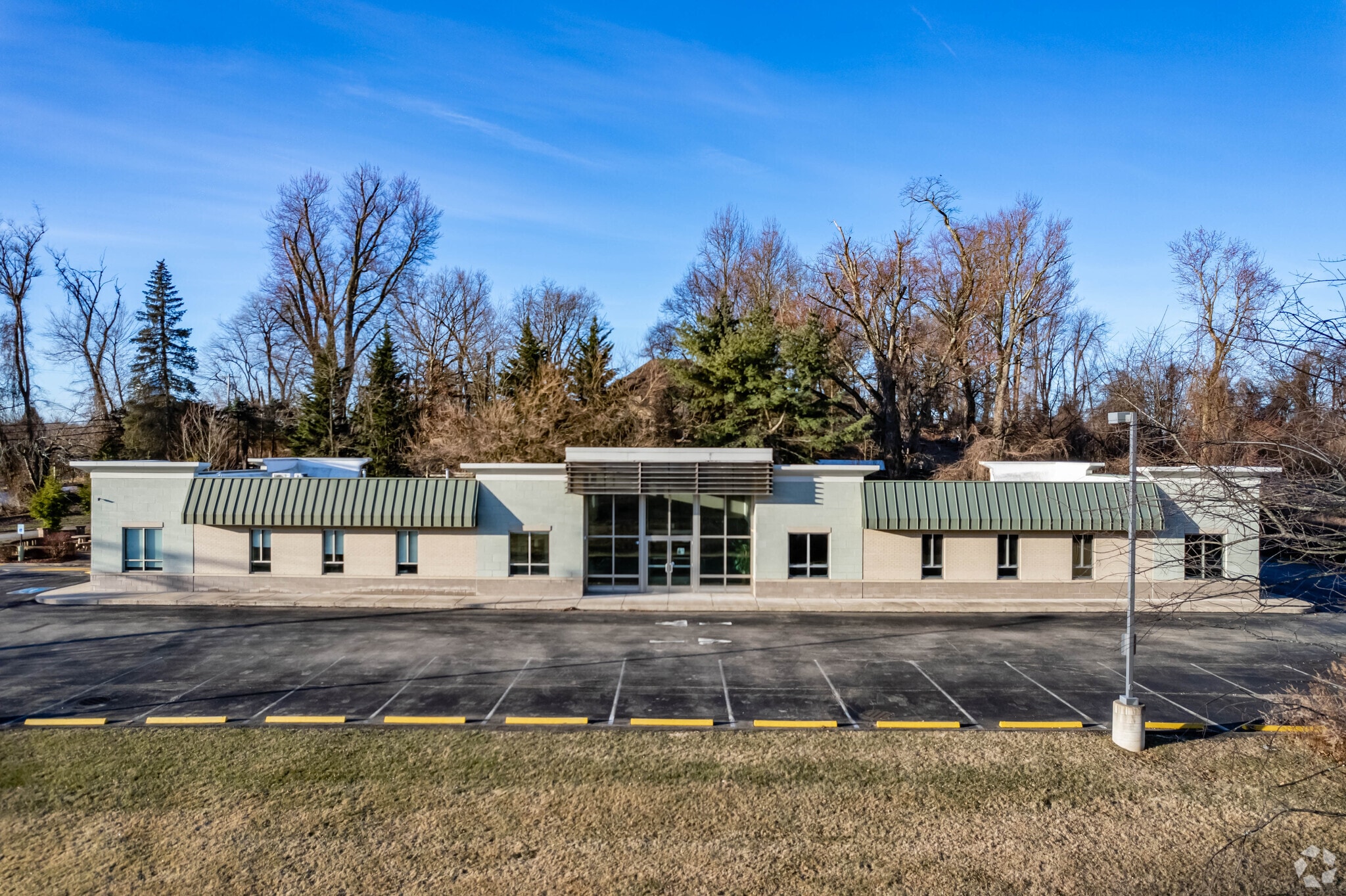 419 Coyle Curtain Rd, Monongahela, PA for sale Primary Photo- Image 1 of 17