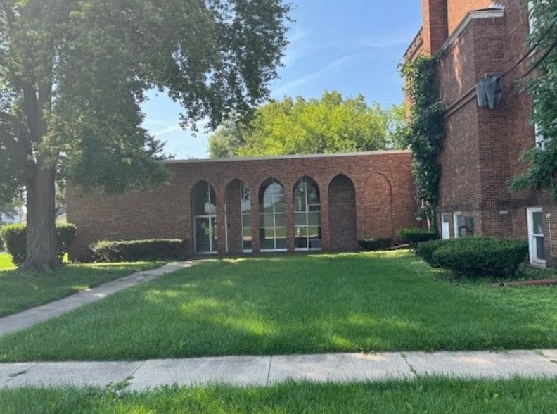 1203 3rd Ave, Rockford, IL for sale - Building Photo - Image 3 of 13