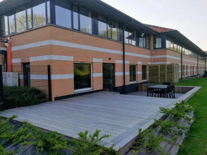 Bureau dans Villeneuve-d'Ascq à vendre - Photo du bâtiment - Image 2 de 5