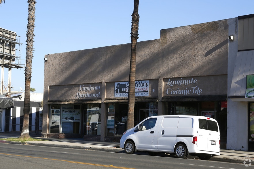 6692-6696 Magnolia Ave, Riverside, CA for sale - Building Photo - Image 2 of 3