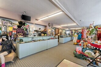 755 Van Ness Ave, Fresno, CA for lease Building Photo- Image 1 of 15