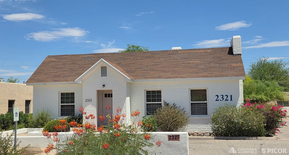 2321 E Speedway Blvd, Tucson, AZ for lease - Building Photo - Image 1 of 3