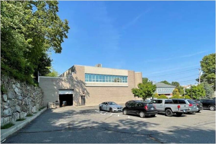418 Meadow St, Fairfield, CT for lease - Building Photo - Image 3 of 9