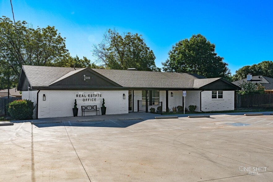 5919 Buffalo Gap Rd, Abilene, TX for sale - Building Photo - Image 3 of 33