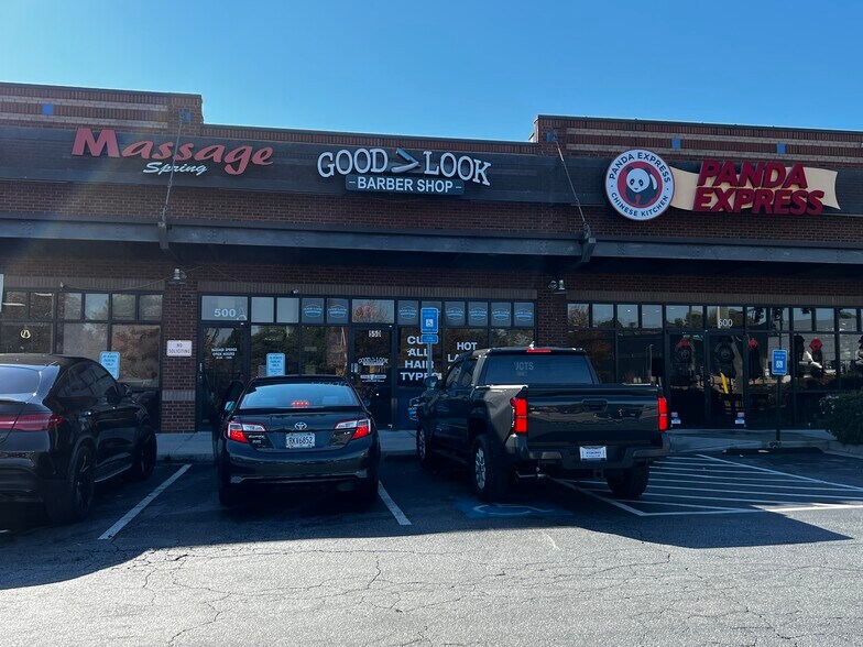 Windy Hill Rd, Marietta, GA à louer - Photo du bâtiment - Image 2 de 5