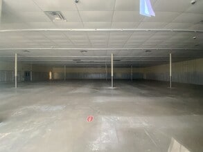 970 US-18, Britt, IA for lease Interior Photo- Image 1 of 2