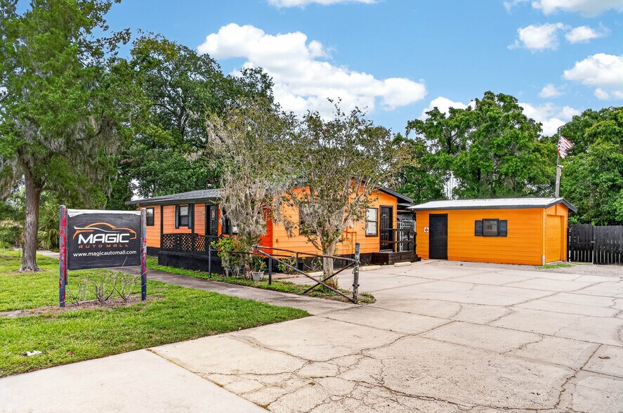 670 Maguire Rd, Ocoee, FL à vendre - Photo du bâtiment - Image 3 de 9