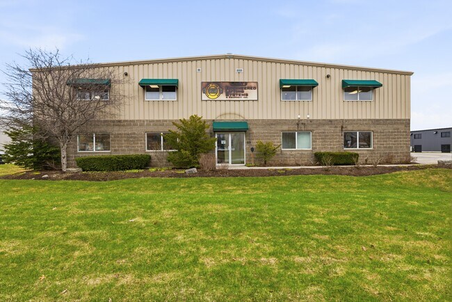 Plus de détails pour 69 Earl Martin Dr, Woolwich, ON - Industriel à vendre