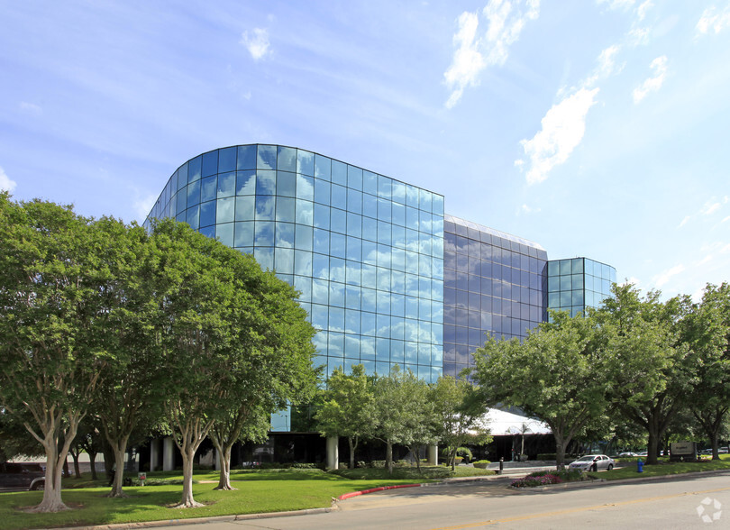 1880 Dairy Ashford St, Houston, TX for lease - Building Photo - Image 1 of 61