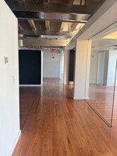 420 Lincoln Rd, Miami Beach, FL for lease Interior Photo- Image 2 of 10