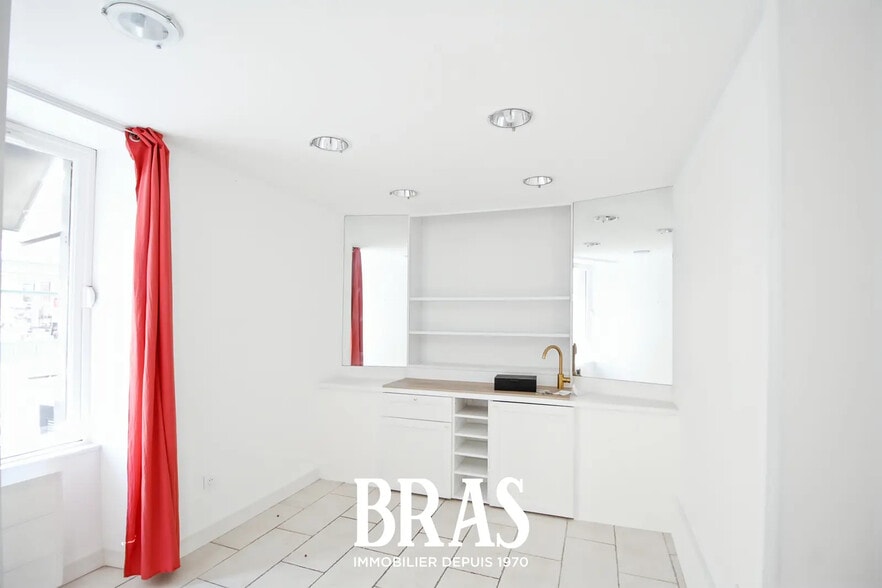 Commerce de détail dans Nantes à louer - Photo intérieure - Image 3 de 5