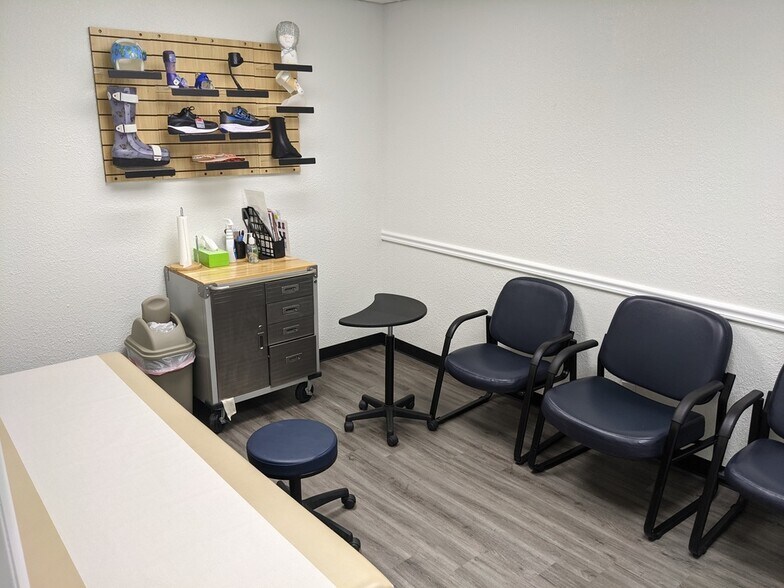 3030 N Woodford St, Decatur, IL à vendre - Photo du bâtiment - Image 3 de 6