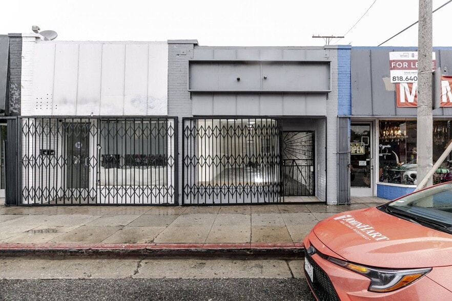 5865-5871 Melrose Ave, Los Angeles, CA for lease - Building Photo - Image 3 of 9
