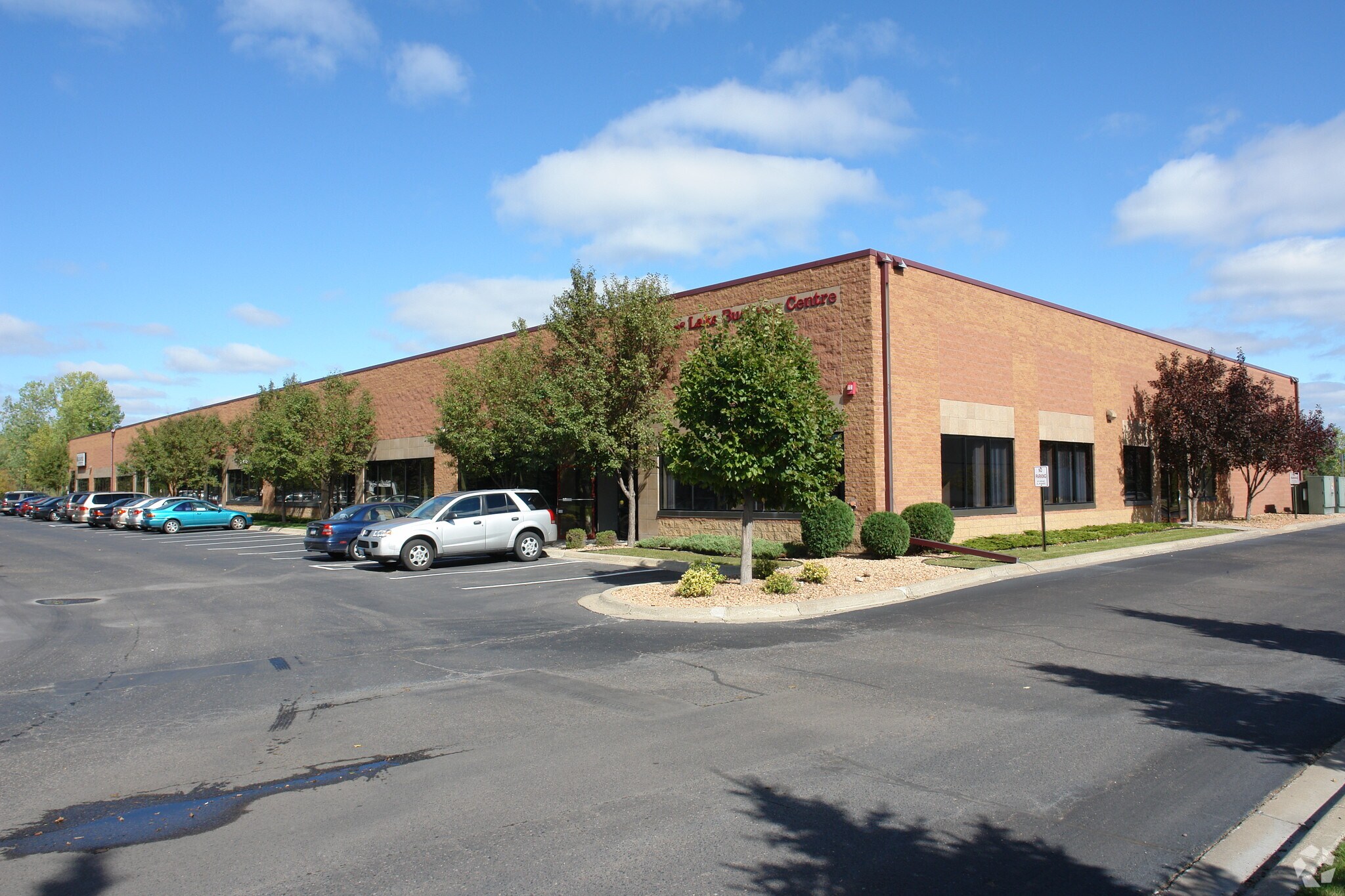 5480 N Nathan Ln, Plymouth, MN for lease Primary Photo- Image 1 of 3