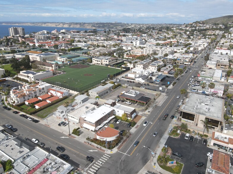 520 Pearl St, La Jolla, CA for lease - Building Photo - Image 2 of 3