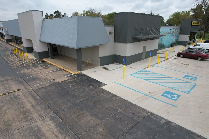 352-363 Moreau St, Marksville, LA for lease - Building Photo - Image 3 of 5