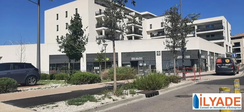 Commerce de détail dans Aix-en-Provence à louer - Photo du bâtiment - Image 2 de 7