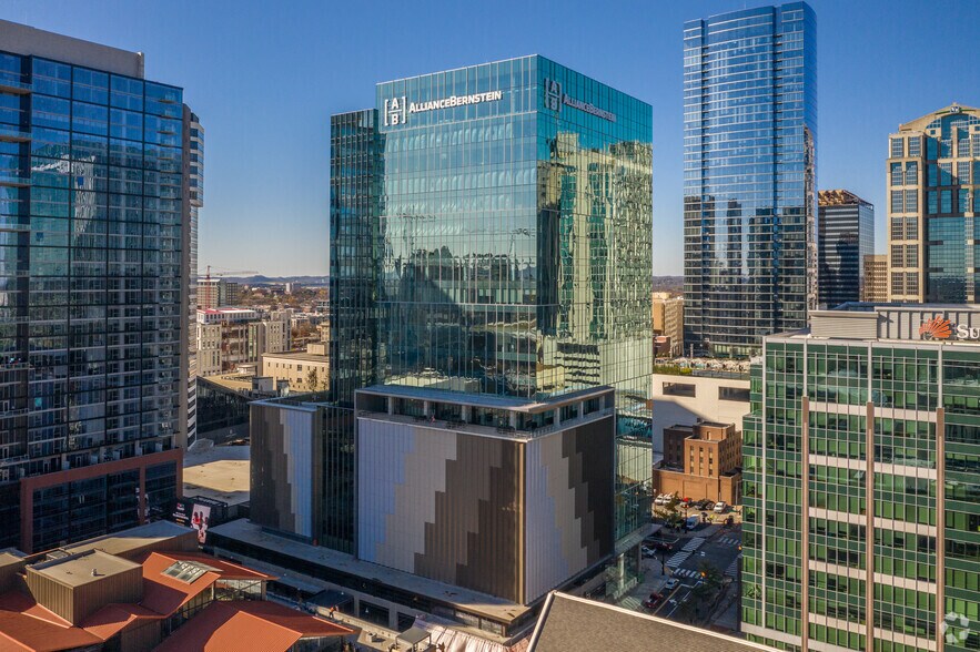 501 Commerce, Nashville, TN à louer - Photo du bâtiment - Image 3 de 8