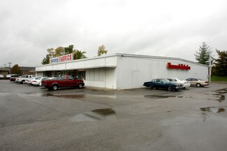 Plus de détails pour 523 E Lewis And Clark Pky, Clarksville, IN - Commerce de détail à louer