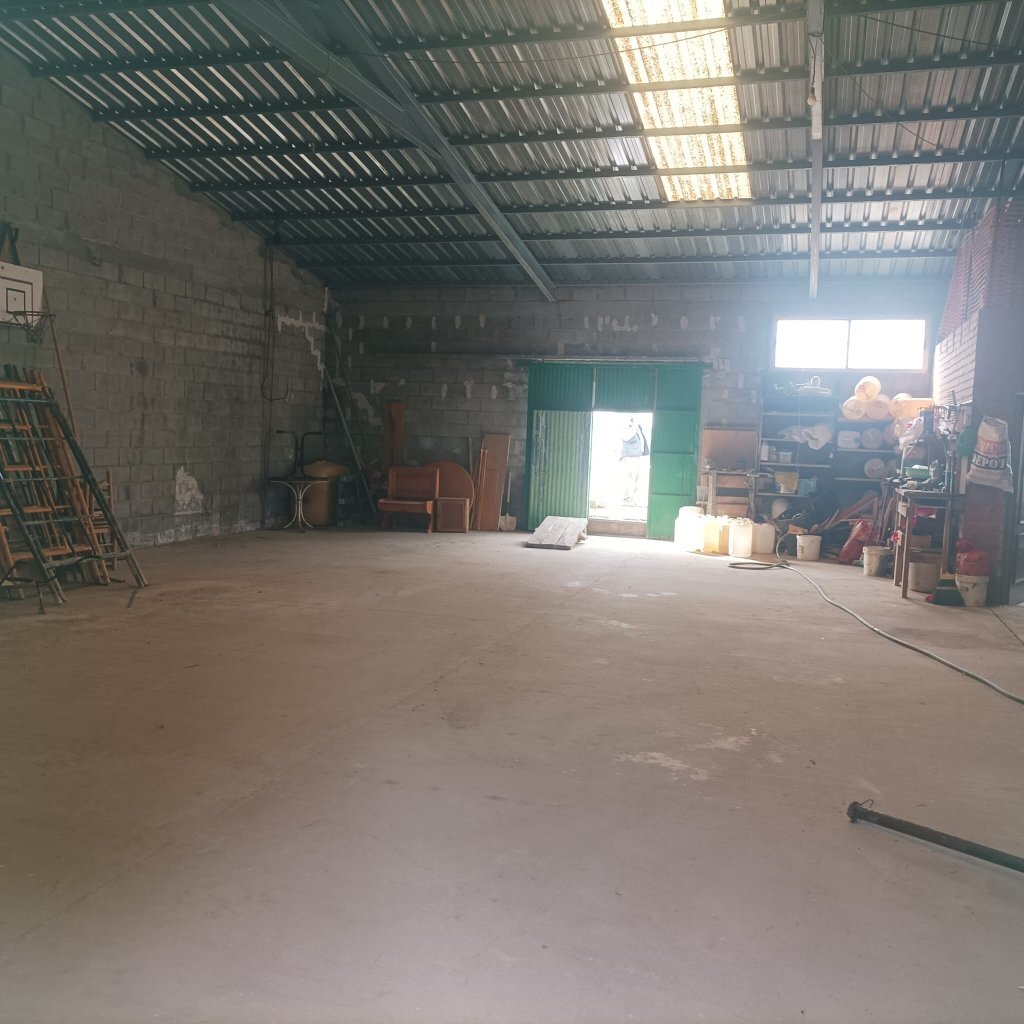 Industrial in Quintanar de la Orden, Toledo for sale Primary Photo- Image 1 of 6