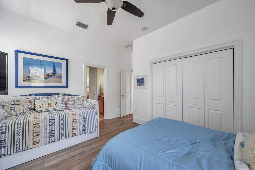 429 2nd St S, Safety Harbor, FL à vendre - Photo intérieure - Image 3 de 44