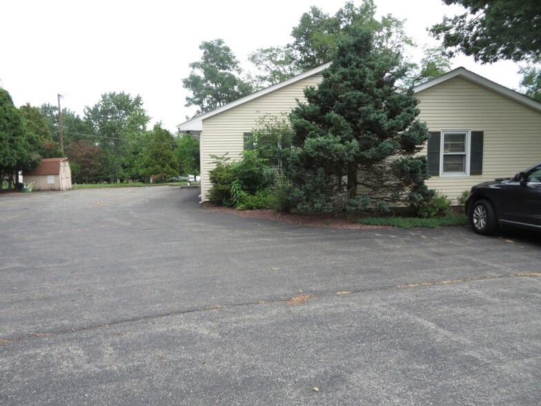 1273 State Route 28, Branchburg, NJ à vendre - Photo du bâtiment - Image 3 de 7