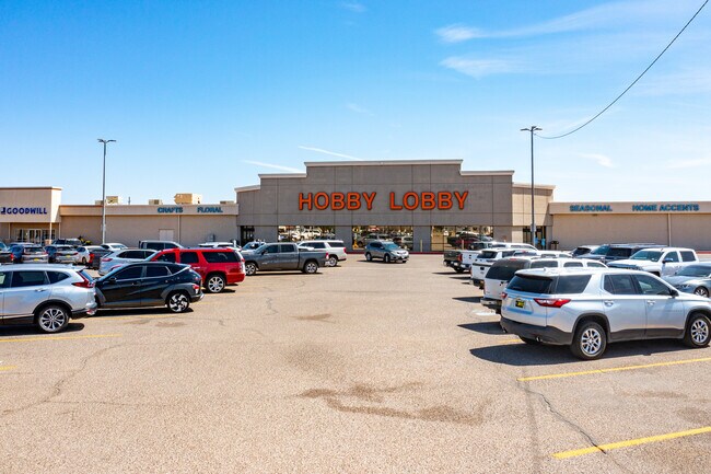 More details for 2001 N Prince St, Clovis, NM - Retail for Sale