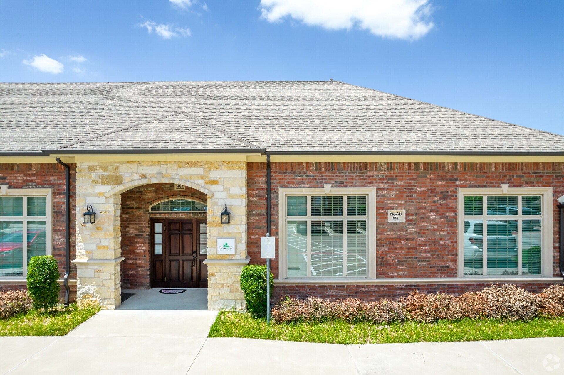 8668 John Hickman Pky, Frisco, TX à louer Photo du bâtiment- Image 1 de 15