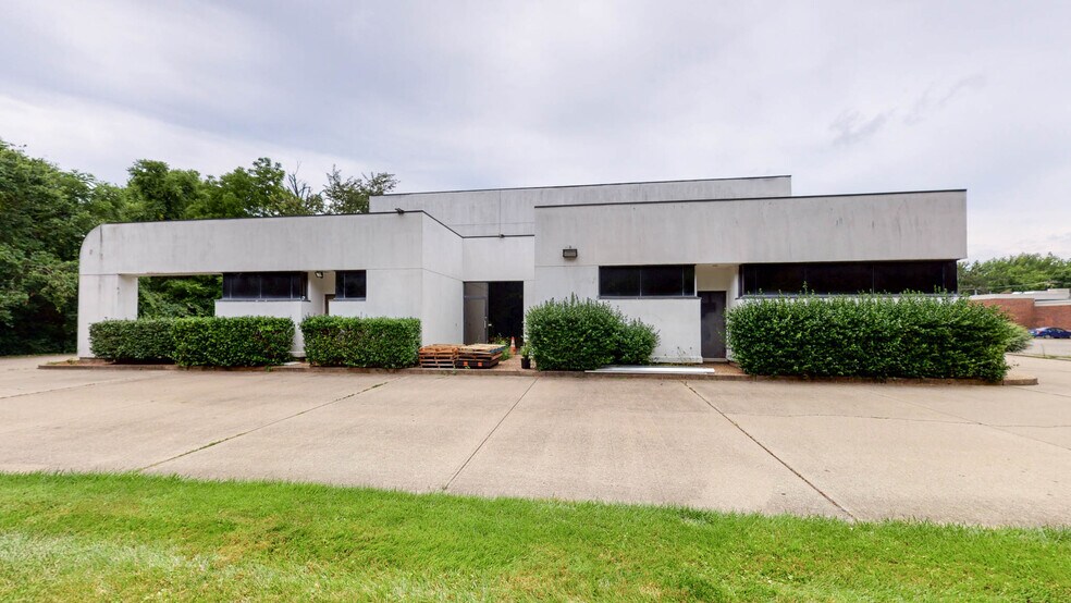 10190-10198 Springfield Pike, Cincinnati, OH à vendre - Photo du bâtiment - Image 2 de 39