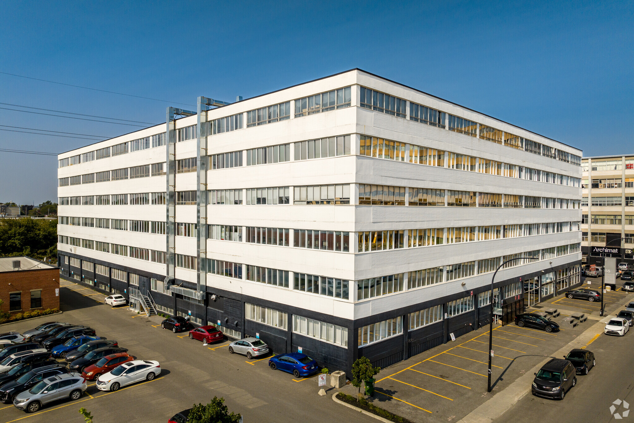 51-55 Rue de Louvain O, Montréal, QC for lease Building Photo- Image 1 of 12