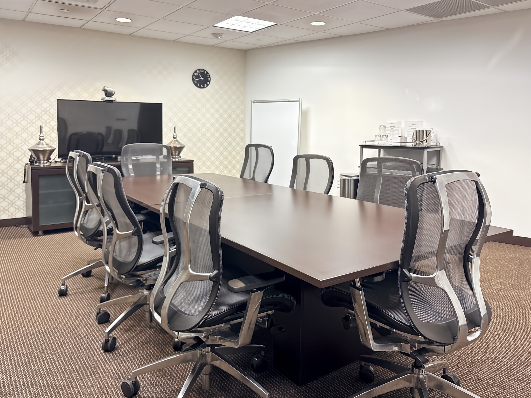 233 S 13th St, Lincoln, NE à louer Photo du bâtiment- Image 1 de 19