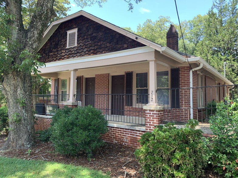 732 Washington St NW, Gainesville, GA à vendre - Photo du bâtiment - Image 1 de 1