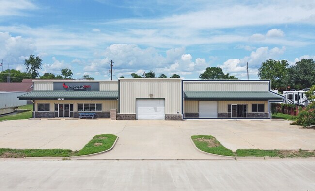 Plus de détails pour 1719 Acorn Dr, Rogers, AR - Industriel à louer