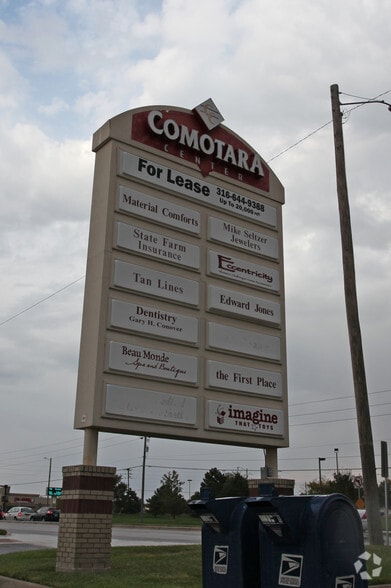 2929 N Rock Rd, Wichita, KS for lease - Building Photo - Image 3 of 7