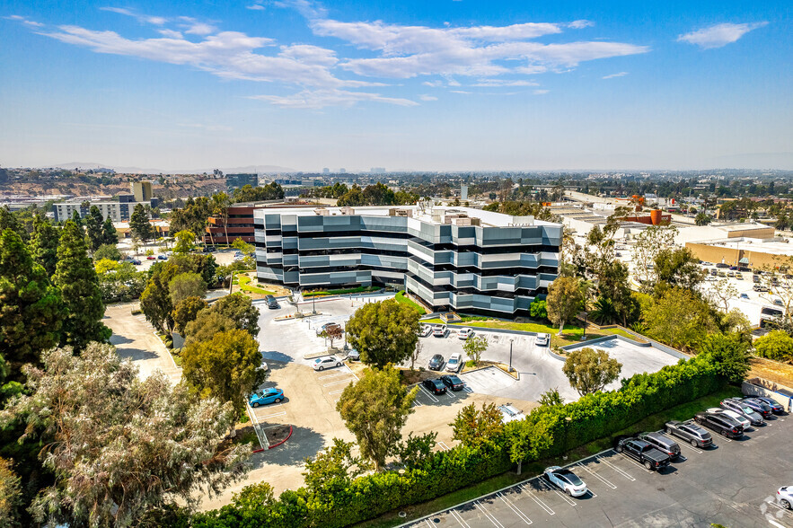 6167 Bristol Pky, Culver City, CA for lease - Building Photo - Image 3 of 3