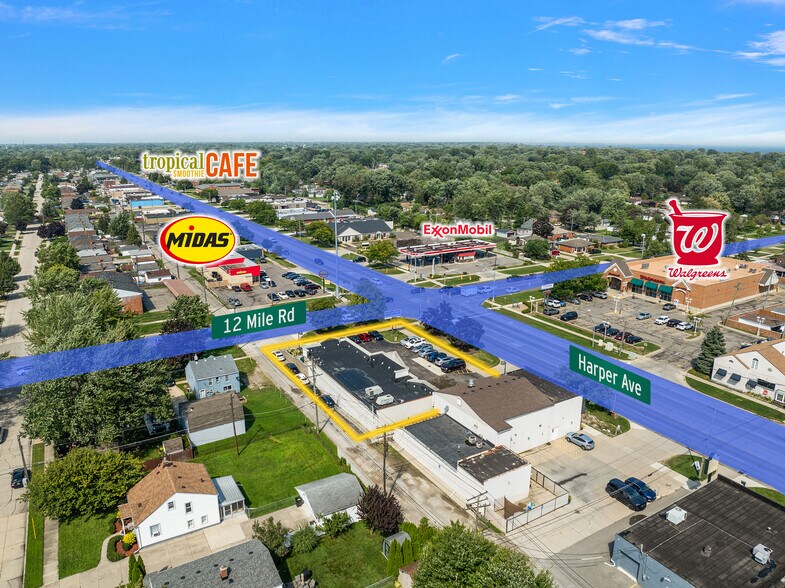 29519 Harper Ave, Saint Clair Shores, MI à louer - Photo du bâtiment - Image 2 de 7