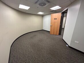 9331 S Colorado Blvd, Littleton, CO for lease Interior Photo- Image 2 of 5