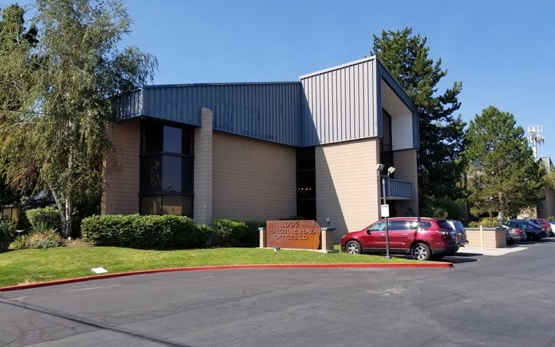 1005 Terminal Way, Reno, NV for lease - Building Photo - Image 1 of 9
