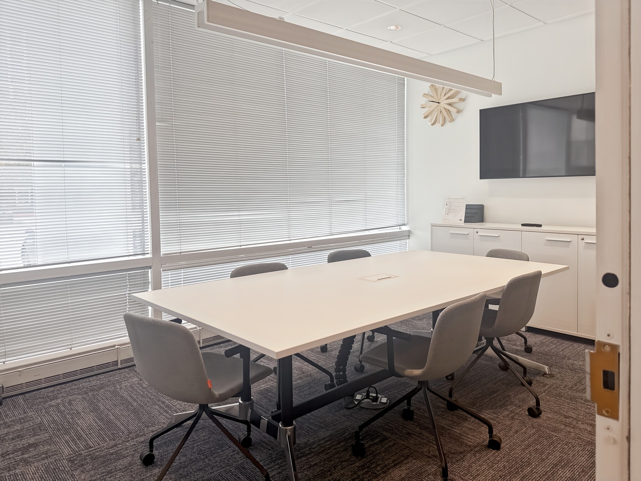 40 NE Loop 410, San Antonio, TX for lease Interior Photo- Image 1 of 24