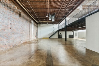 1429 Fairmont Ave NW, Atlanta, GA for lease Interior Photo- Image 1 of 5