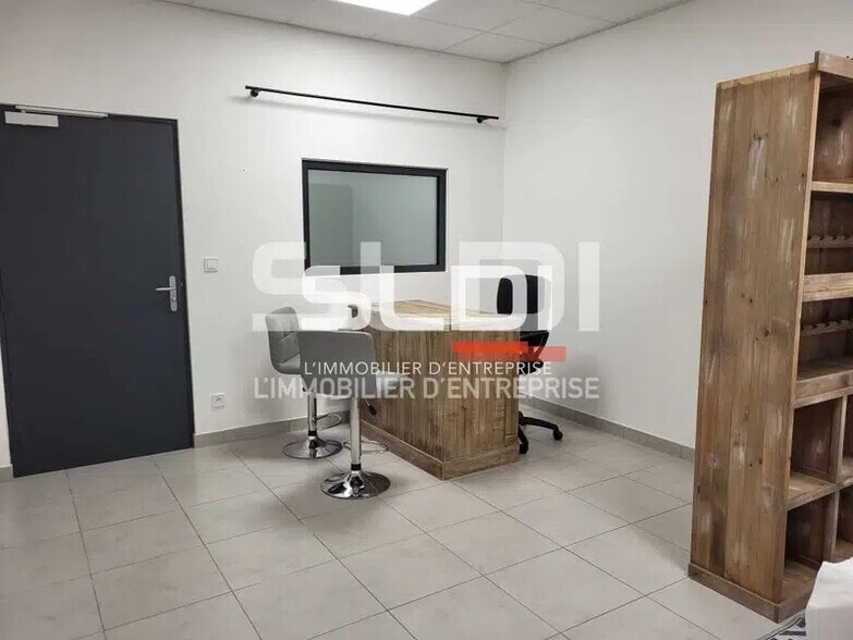 Bureau dans Bourgoin-Jallieu à vendre - Photo intérieure - Image 2 de 5