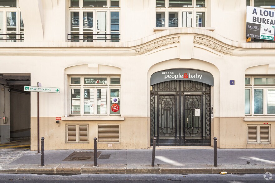 14 Rue Cambacérès, Paris à louer - Photo du bâtiment - Image 3 de 16