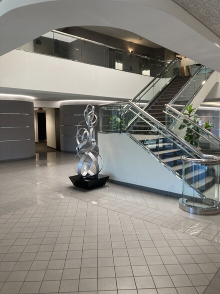 401 E Corporate Dr, Lewisville, TX for lease - Interior Photo - Image 3 of 6